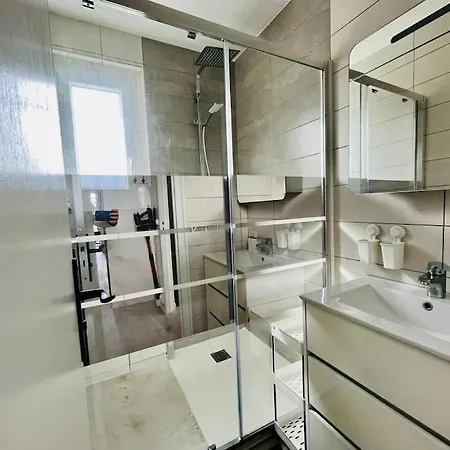 Сasa de vacaciones Avec Jacuzzi Proche 10 Pers *